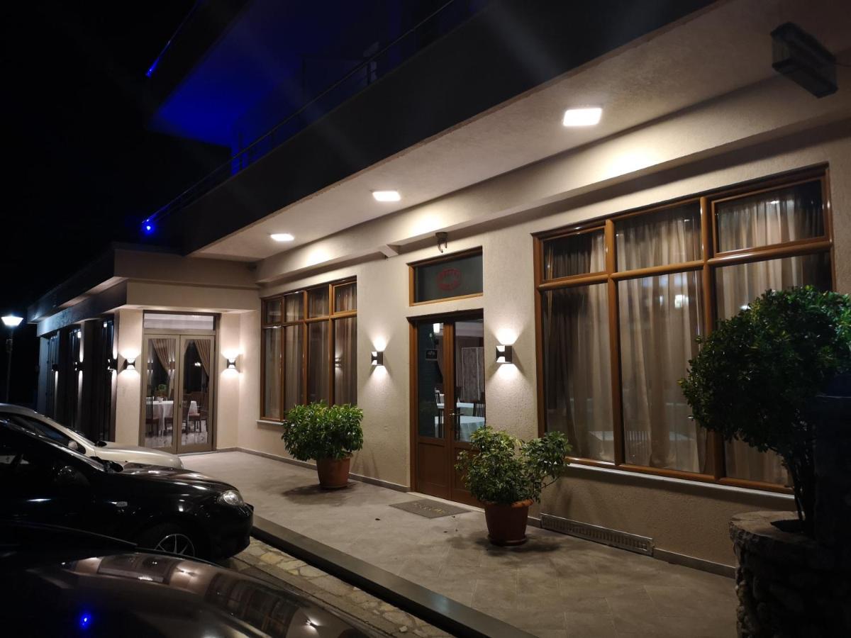 Hotel Kolla Dervisciani Exteriér fotografie