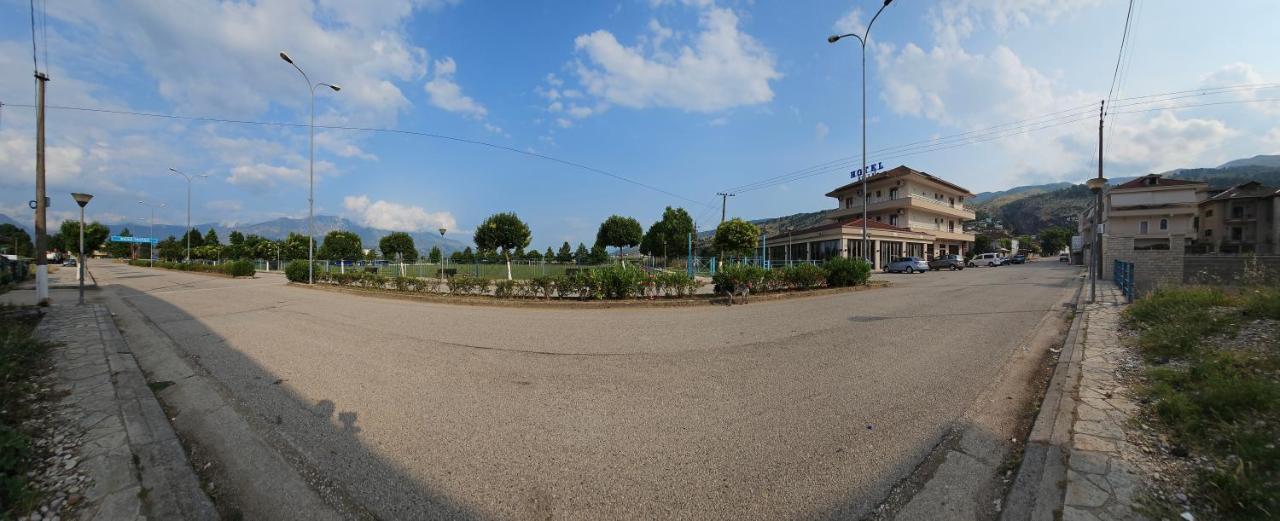 Hotel Kolla Dervisciani Exteriér fotografie