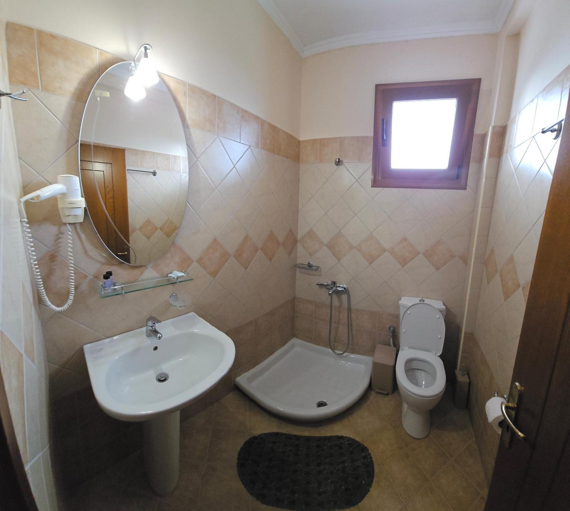 Hotel Kolla Dervisciani Pokoj fotografie
